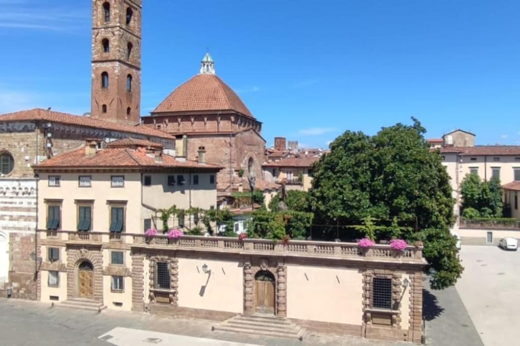 Apartamento Palazzo Micheletti Lucca Exterior foto